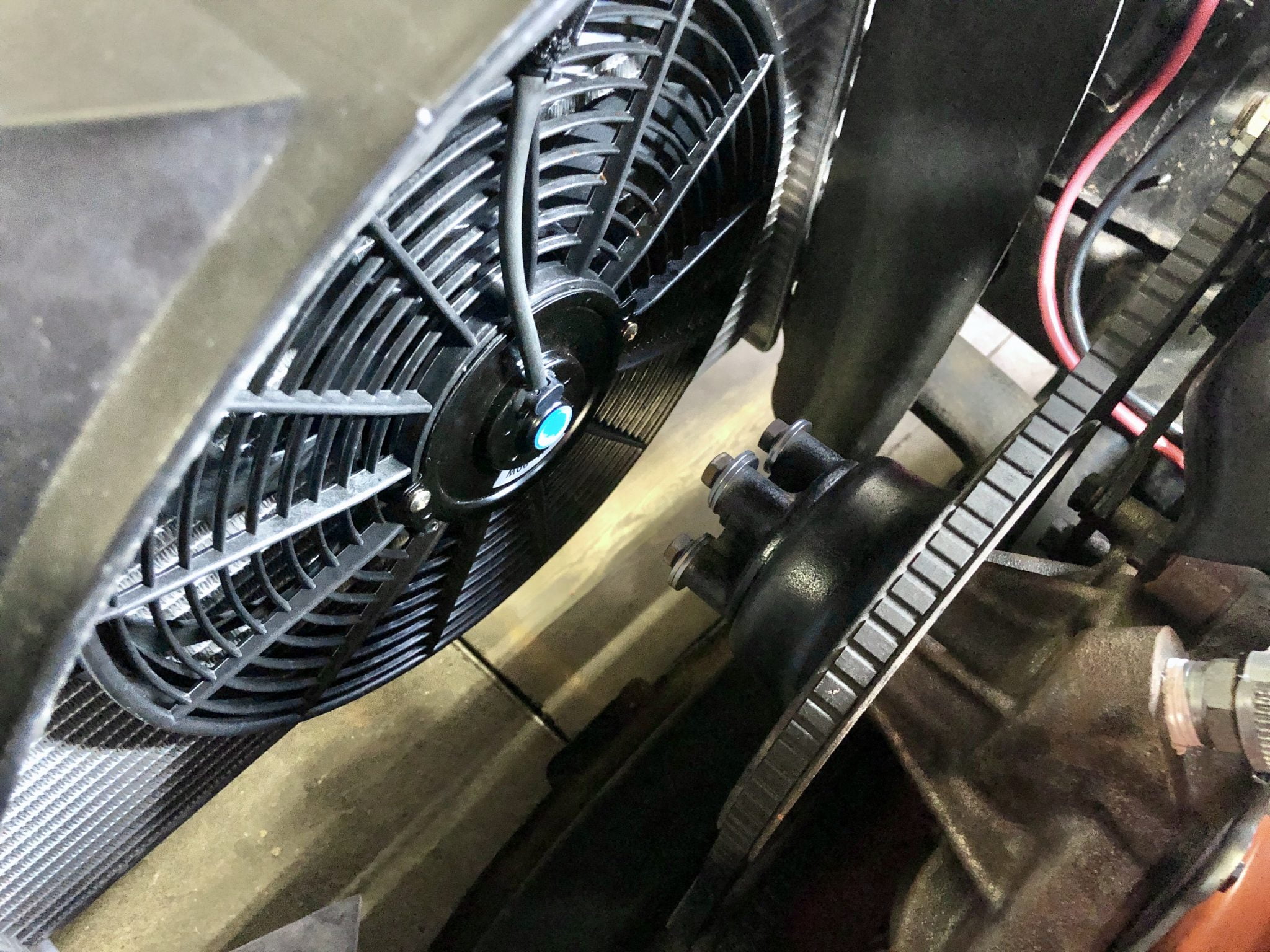 Elektrolüfter, Wasserpumpe ohne Blechpropeller